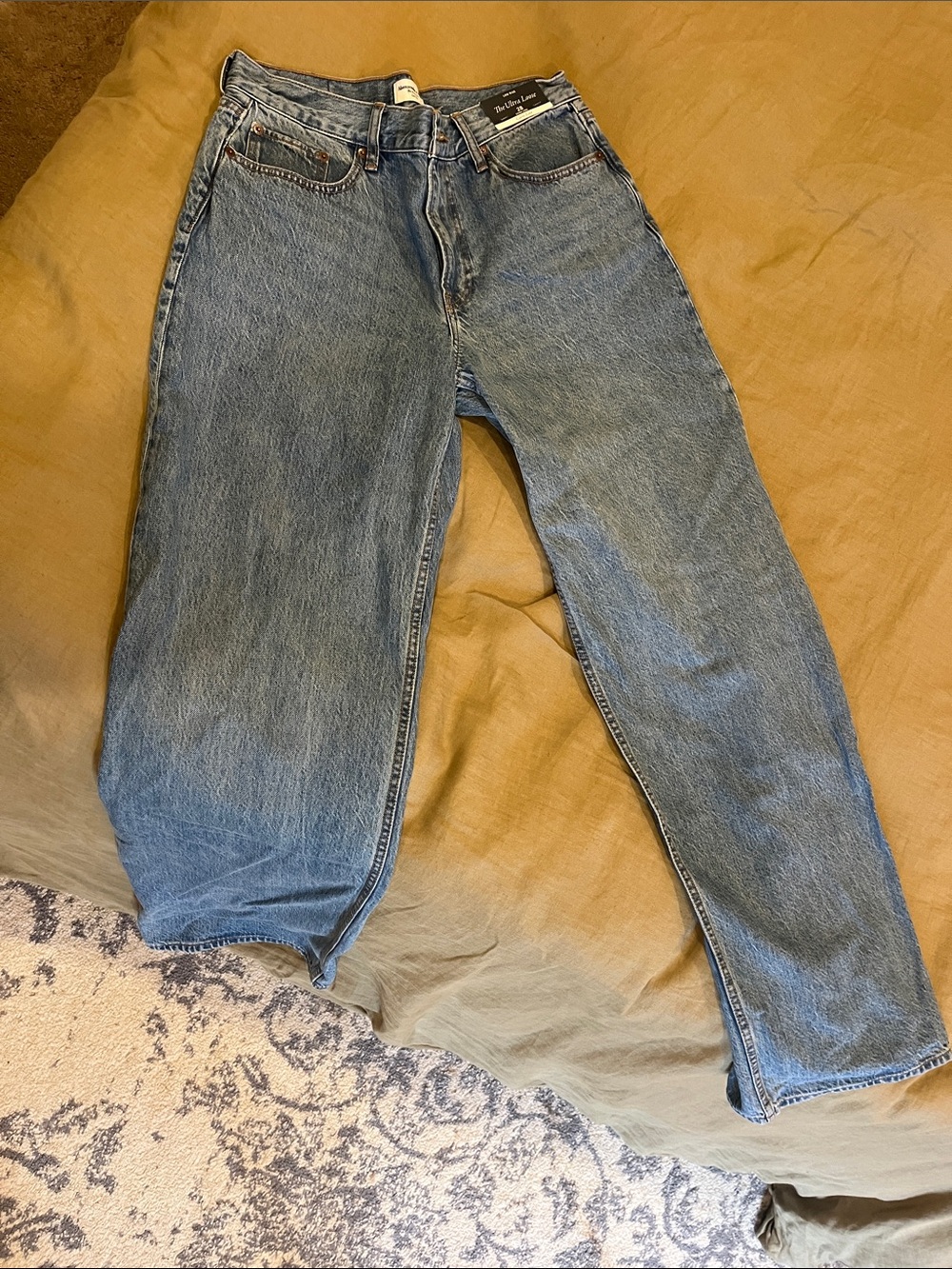 Abercrombie & Fitch Curve Love Low Rise Ultra Loose Jean